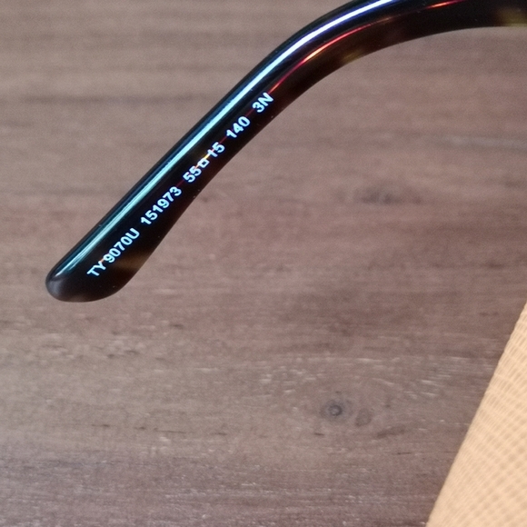 Tory Burch Kira Sunglasses - Picture 10 of 12